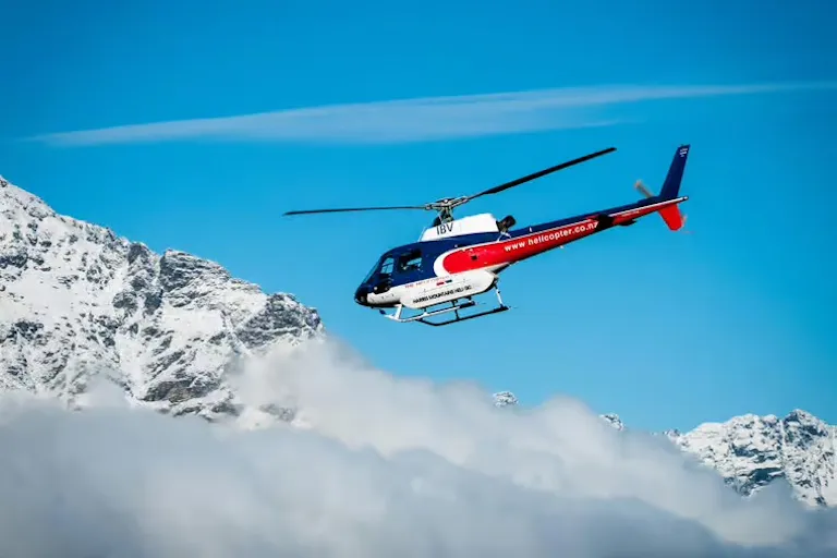 everest header
